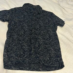 Abercrombie & Fitch men’s small button down